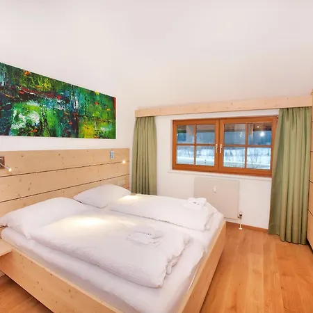 In Wald Near Slopes, Cleaning Included * Wald im Pinzgau